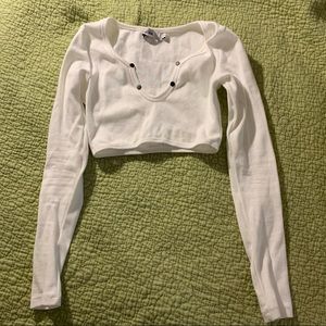 adika long sleeve crop top